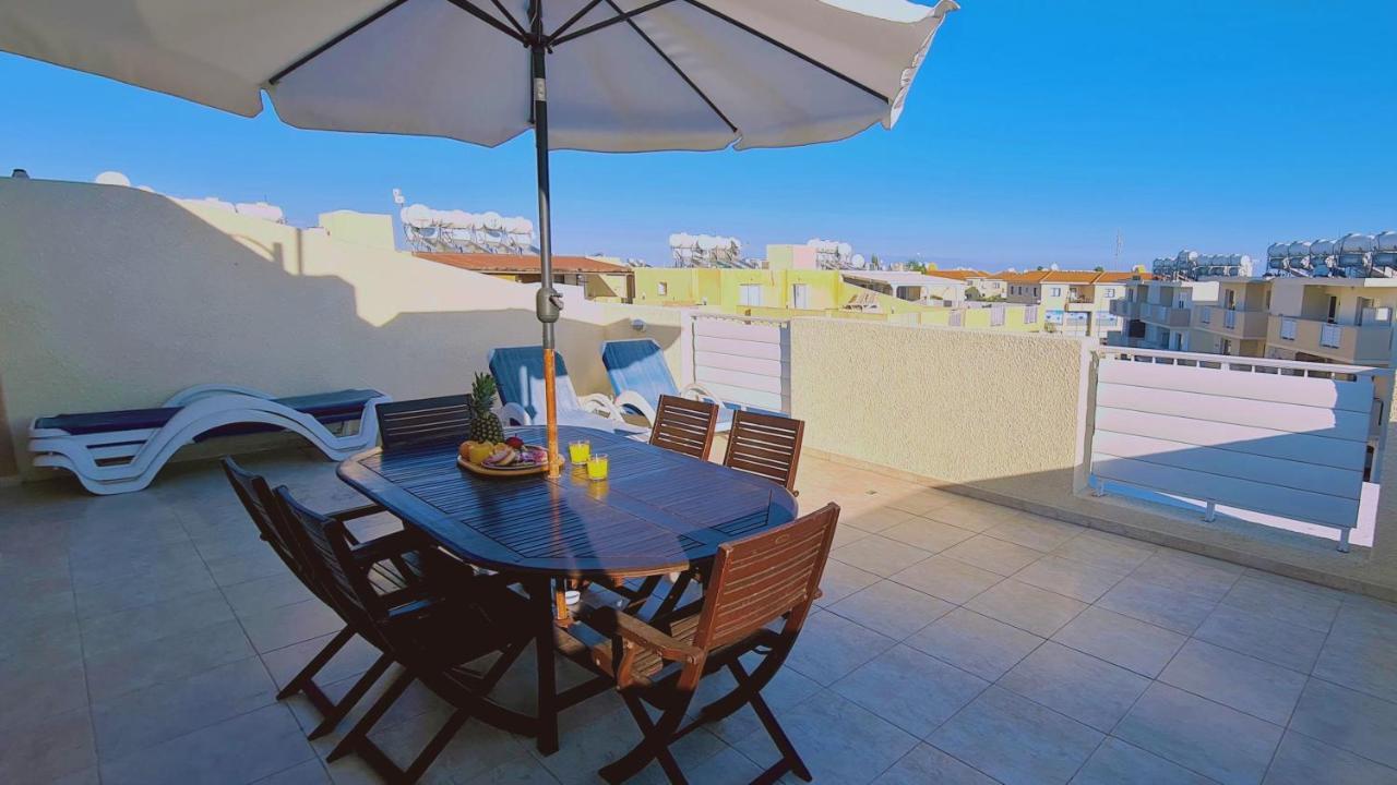 Stay Sunshine Apartment Paralimni Eksteriør billede