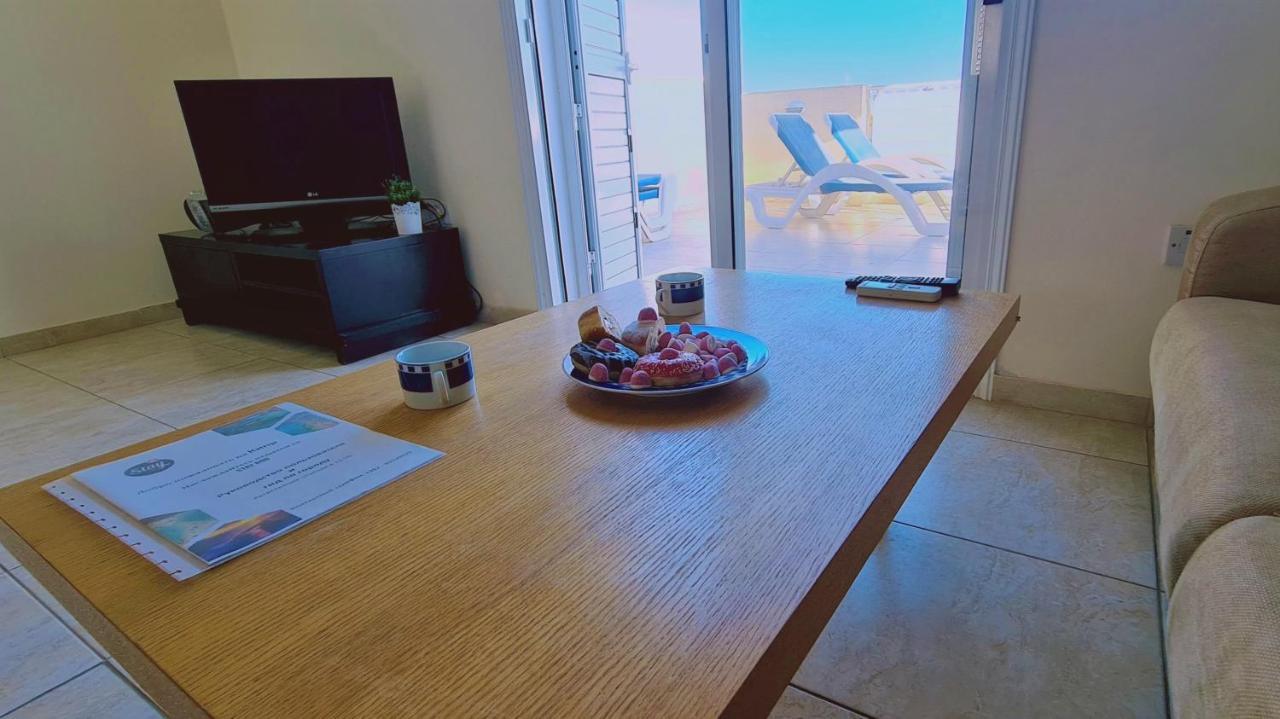 Stay Sunshine Apartment Paralimni Eksteriør billede