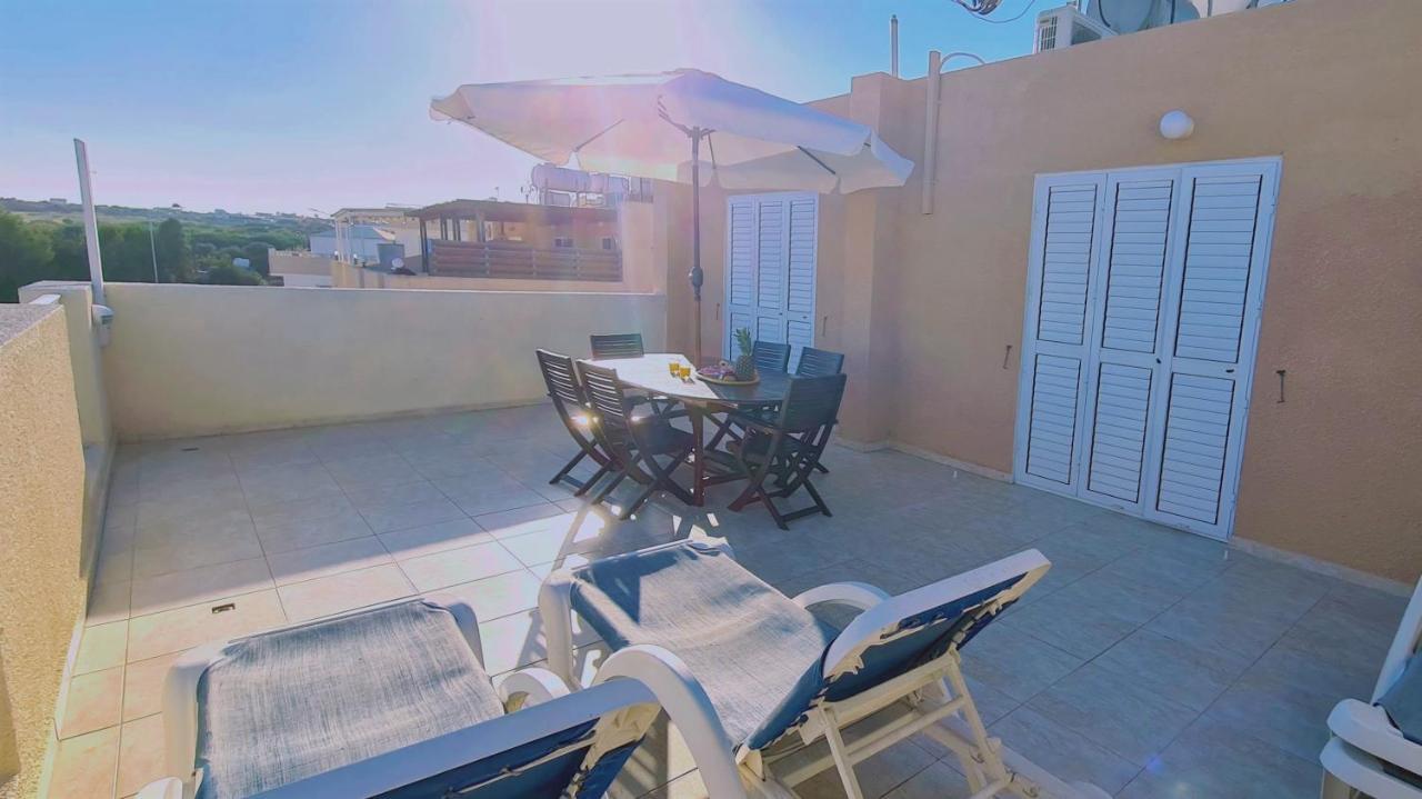 Stay Sunshine Apartment Paralimni Eksteriør billede