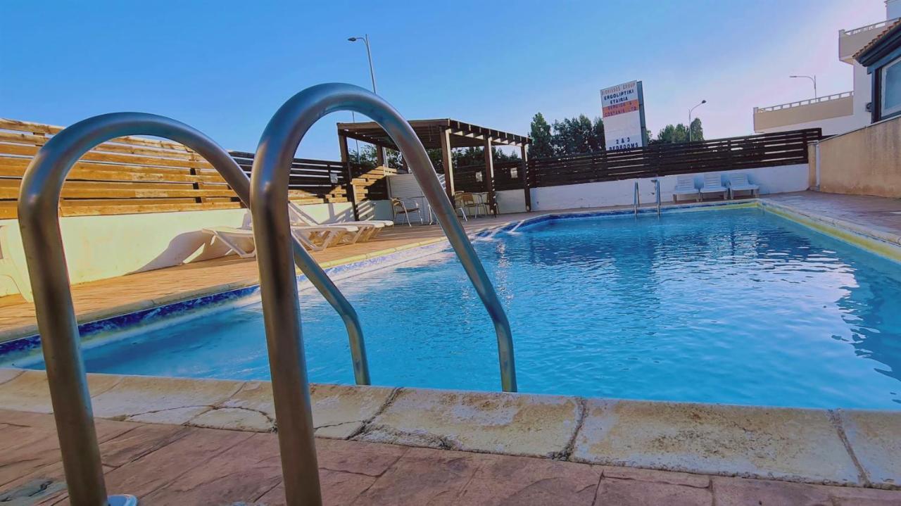 Stay Sunshine Apartment Paralimni Eksteriør billede