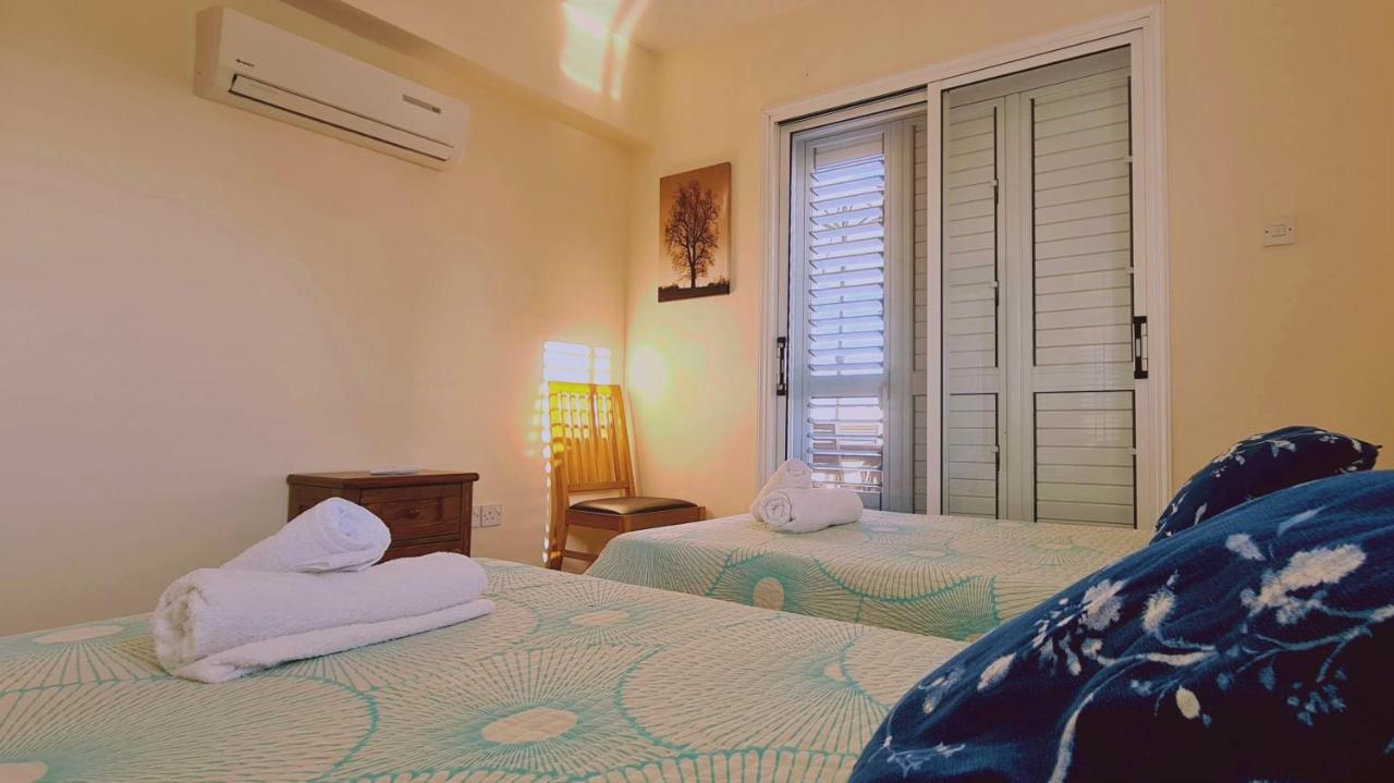 Stay Sunshine Apartment Paralimni Eksteriør billede