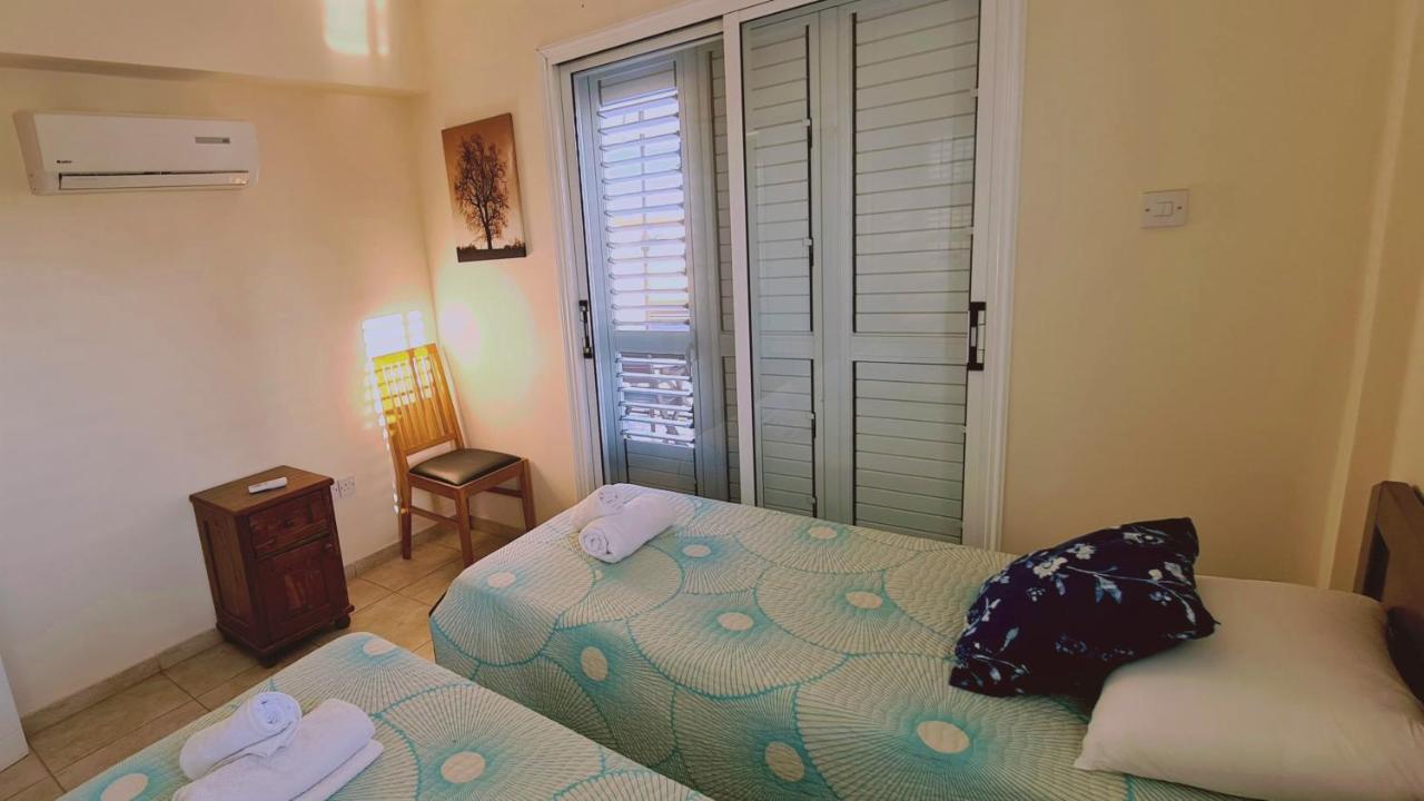 Stay Sunshine Apartment Paralimni Eksteriør billede