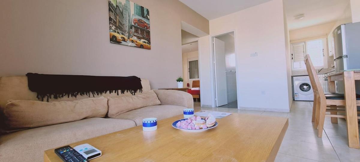 Stay Sunshine Apartment Paralimni Eksteriør billede