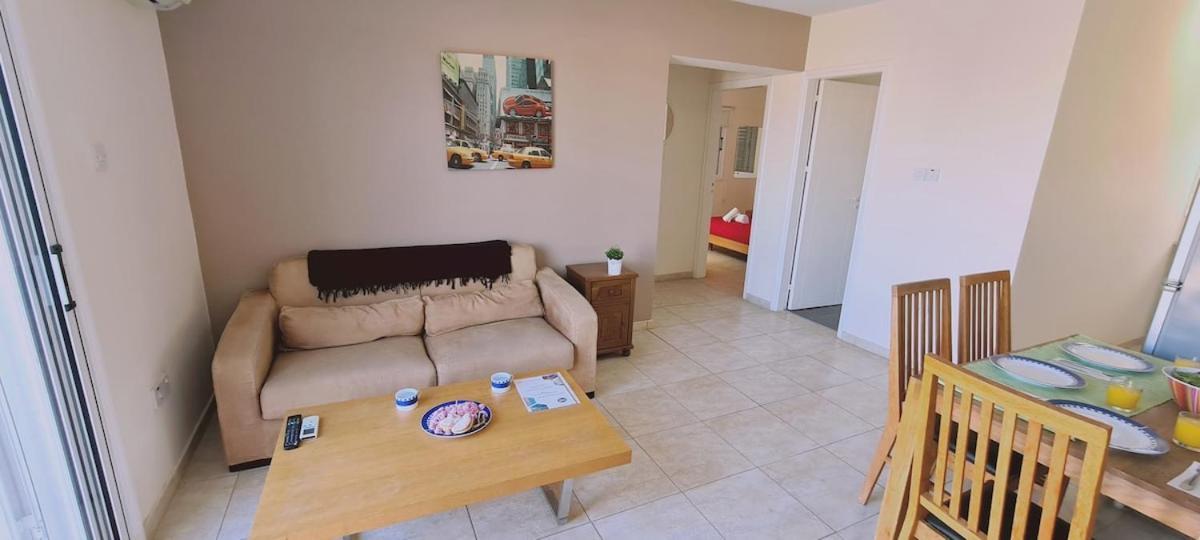 Stay Sunshine Apartment Paralimni Eksteriør billede