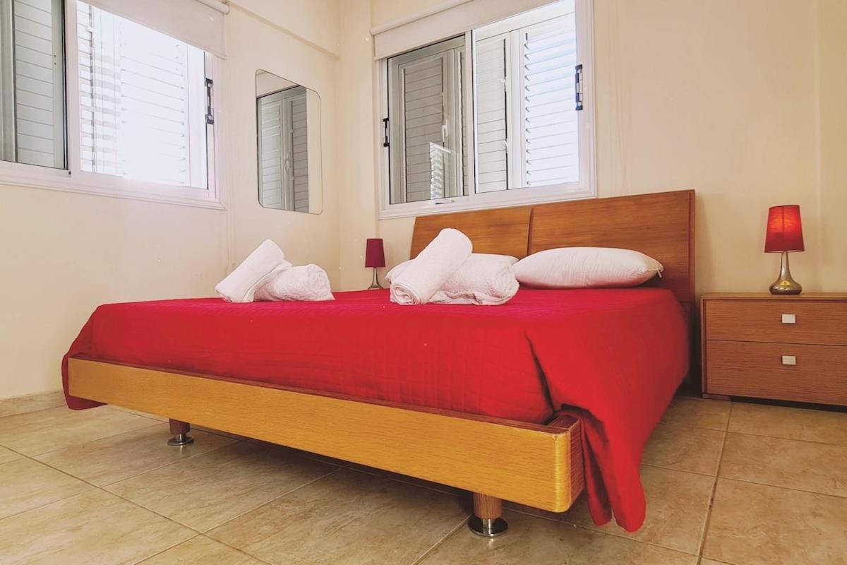 Stay Sunshine Apartment Paralimni Eksteriør billede